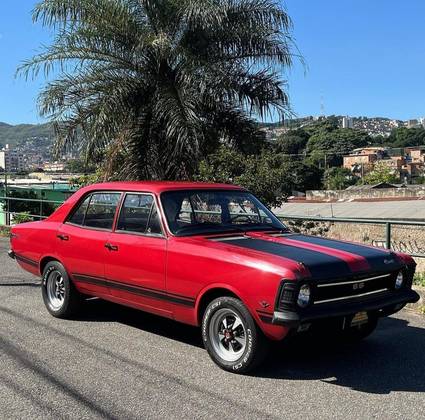 CHEVROLET OPALA 2.5 DE LUXO 8V GASOLINA 4P MANUAL CHEVROLET OPALA 2.5 DE LUXO 8V GASOLINA 4P MANUAL